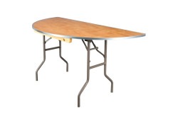 60 Half Round Sweetheart Table